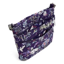 Vera Bradley Harry Potter™ Triple Zip Hipster Crossbody Bag -Toy World Shop 2850410471 V11 651x 3175f8e1 a796 4989 8b83 8b05a75c6bde