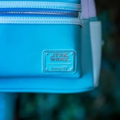 Loungefly Star Wars: Holographic Yoda Mini Backpack- Amazon US Exclusive -Toy World Shop 515CmujCQEL. AC SL1000