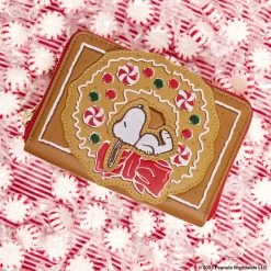 LOUNGEFLY Peanuts Snoopy Gingerbread Wreath Scented Zip Around Wallet 9 LOUNGEFLY Peanuts Snoopy Gingerbread Wreath Scented Zip Around Wallet -Toy World Shop GINGERBREAD SNOOPY0315
