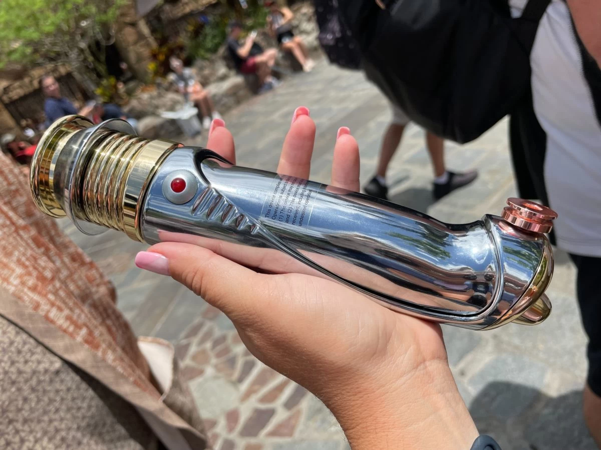 STAR WARS Galaxy's Edge Darth Sidious Legacy Lightsaber Hilt - Disney Parks Exclusive 7 STAR WARS Galaxy's Edge Darth Sidious Legacy Lightsaber Hilt - Disney Parks Exclusive - Image 5