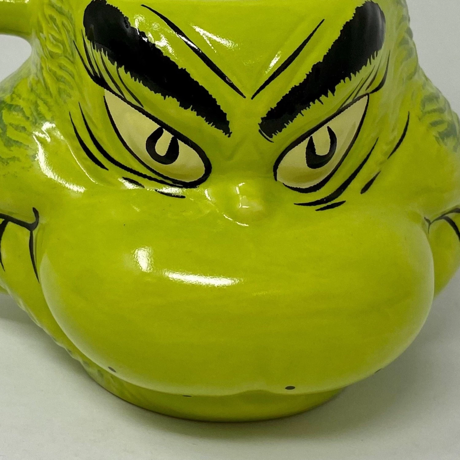 Universal Studios Dr. Seuss Grinch Figural Head Mug 4 Universal Studios Dr. Seuss Grinch Figural Head Mug - Image 2